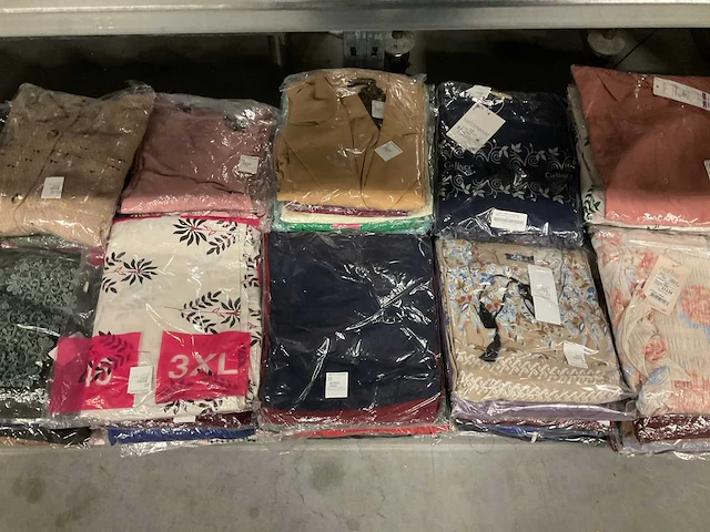 Partij diverse jurken (400x) - afbeelding 6 van  26