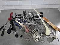 Partij diverse keukenbenodigdheden - afbeelding 2 van  3