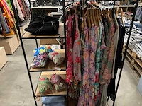 Partij diverse kleding (29x) - afbeelding 1 van  13