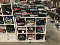 Partij diverse kleding (685x) - afbeelding 2 van  21
