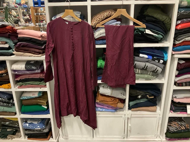 Partij diverse kleding (685x) - afbeelding 3 van  21