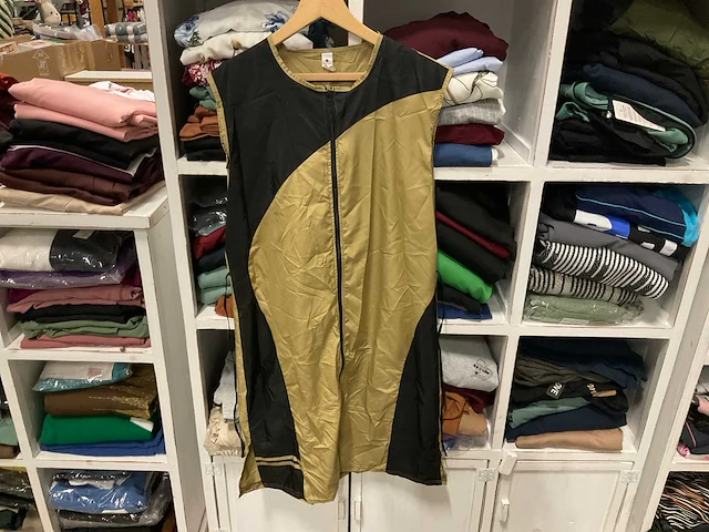 Partij diverse kleding (685x) - afbeelding 8 van  21