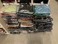 Partij diverse kleding (685x) - afbeelding 19 van  21