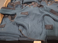 Partij diverse kleding o.a truien, jassen en broeken - afbeelding 3 van  10