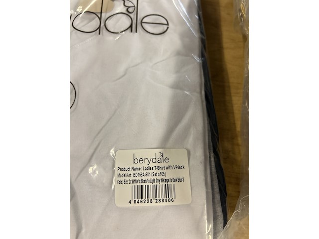 Partij diverse kleding w.o. berydale, ultrasport - afbeelding 2 van  11