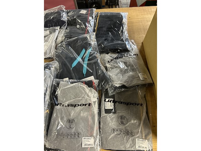 Partij diverse kleding w.o. berydale, ultrasport - afbeelding 9 van  11