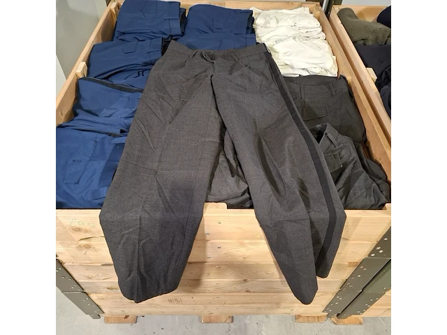 Partij diverse kleding - afbeelding 11 van  11