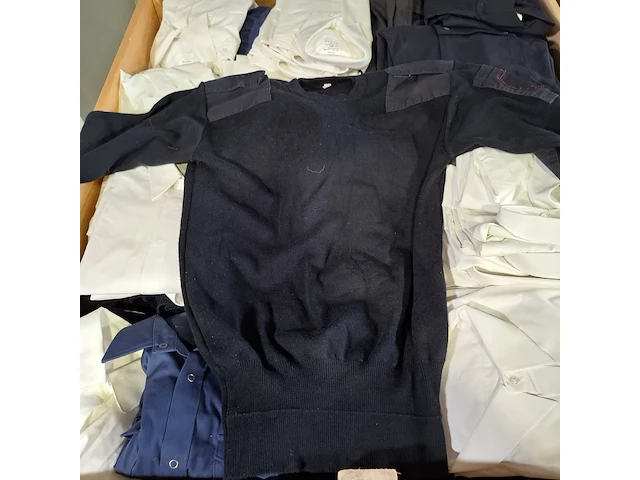 Partij diverse kleding - afbeelding 6 van  12