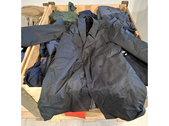 Partij diverse kleding - afbeelding 4 van  14
