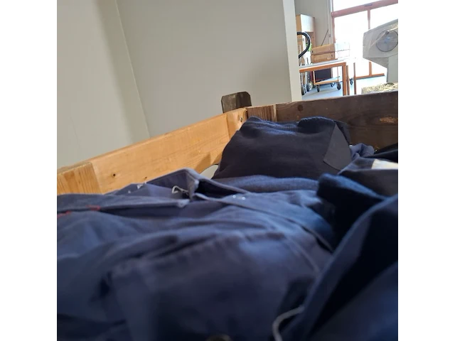 Partij diverse kleding - afbeelding 4 van  13