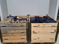 Partij diverse kleding - afbeelding 1 van  13