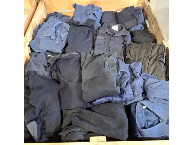 Partij diverse kleding - afbeelding 12 van  13