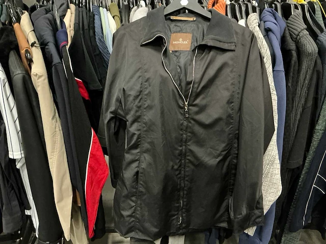 Partij diverse kleding/mutsen/petten (309x) - afbeelding 2 van  27