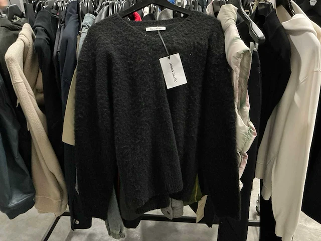 Partij diverse kleding/mutsen/petten (309x) - afbeelding 15 van  27
