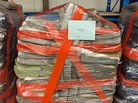 Partij diverse klm kussens op 3x pallet - afbeelding 7 van  11