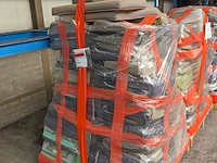 Partij diverse klm kussens op 3x pallet - afbeelding 9 van  11