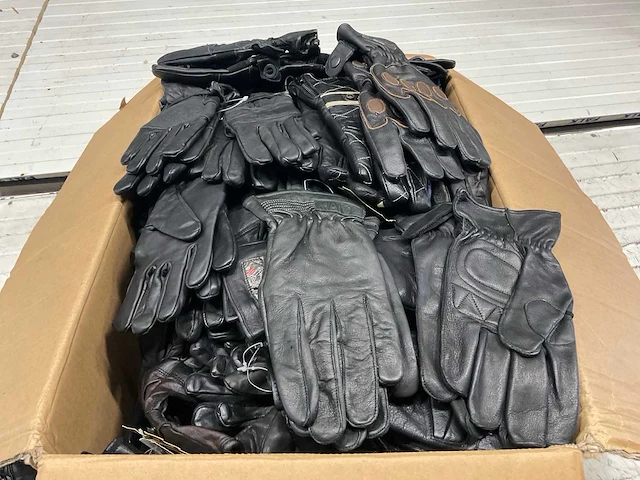 Partij diverse leder motorhandschoen (80x) - afbeelding 8 van  8