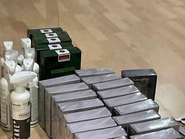 Partij diverse leerbehandel producten (61x) - afbeelding 11 van  12