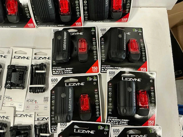 Partij diverse lezyne fiets benodigdheden (72x) - afbeelding 5 van  14