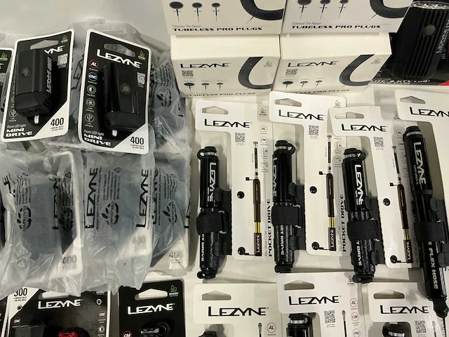 Partij diverse lezyne fiets benodigdheden (72x) - afbeelding 11 van  14