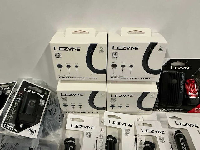 Partij diverse lezyne fiets benodigdheden (72x) - afbeelding 12 van  14