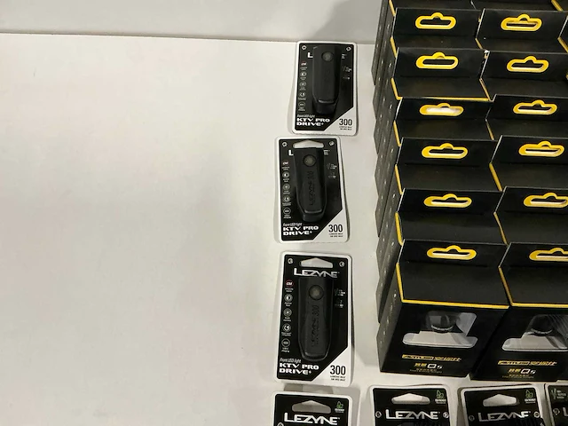 Partij diverse lezyne/laze/antusi fietslampen (49x) - afbeelding 4 van  6