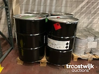 Partij diverse lijmen en coatings - afbeelding 3 van  15