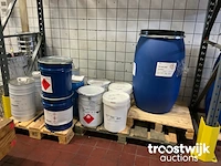Partij diverse lijmen en coatings - afbeelding 6 van  15