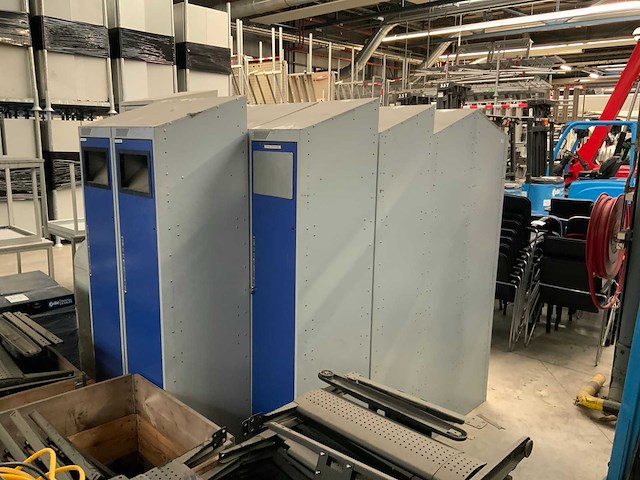 Partij diverse lockerkasten - afbeelding 2 van  5