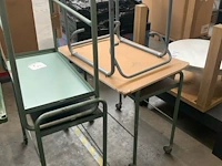 Partij diverse magazijnwagens en mobiele tafels - afbeelding 6 van  6