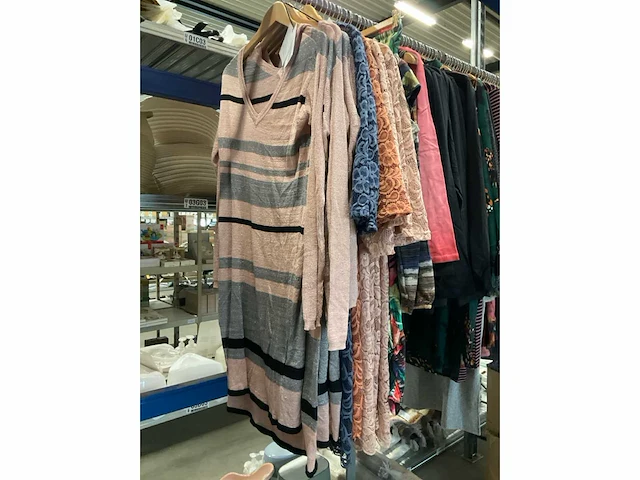 Partij diverse mama licious & love2wait zwangerschapskleding (285x) - afbeelding 9 van  24