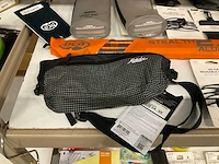 Partij diverse matador travel benodigdheden (15x) - afbeelding 11 van  14
