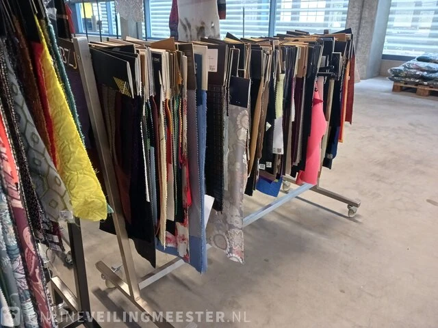 Partij diverse materiaal- en kleurstalen - afbeelding 13 van  29