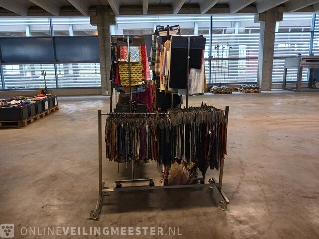 Partij diverse materiaal- en kleurstalen - afbeelding 23 van  29