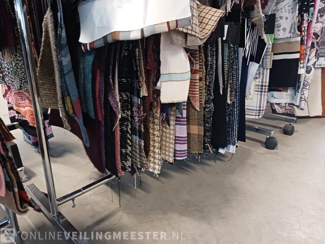 Partij diverse materiaal- en kleurstalen - afbeelding 29 van  29