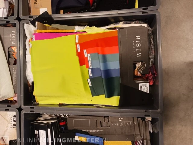 Partij diverse materiaal- en kleurstalen - afbeelding 6 van  21