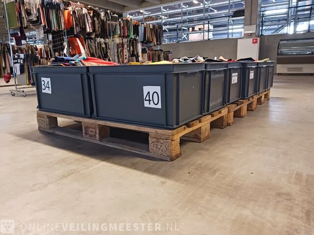 Partij diverse materiaal- en kleurstalen - afbeelding 12 van  21