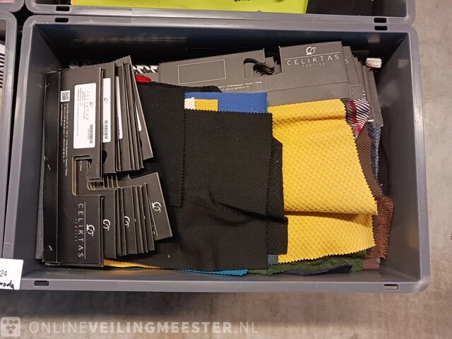 Partij diverse materiaal- en kleurstalen - afbeelding 15 van  21