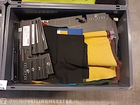 Partij diverse materiaal- en kleurstalen - afbeelding 15 van  21