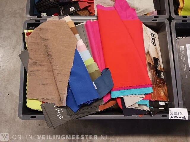 Partij diverse materiaal- en kleurstalen - afbeelding 16 van  21