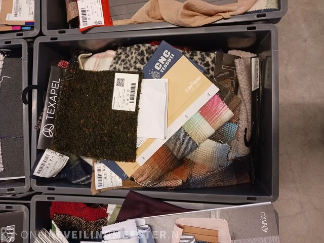 Partij diverse materiaal- en kleurstalen - afbeelding 19 van  21