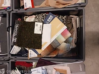 Partij diverse materiaal- en kleurstalen - afbeelding 19 van  21