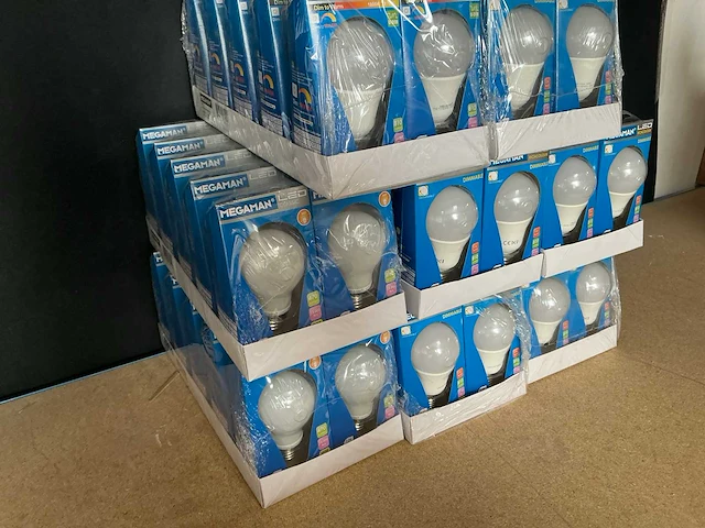 Partij diverse megaman led lampen - afbeelding 4 van  7