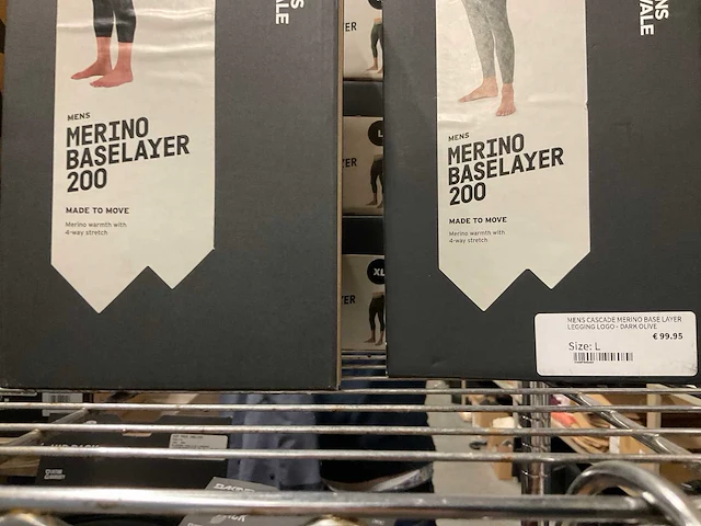 Partij diverse monsroyale heren merino baselayers (29x) - afbeelding 8 van  8