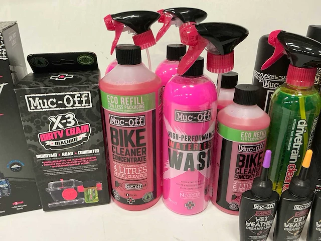 Partij diverse muc-off fietsonderhoud items (32x) - afbeelding 3 van  8
