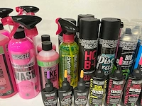 Partij diverse muc-off fietsonderhoud items (32x) - afbeelding 4 van  8
