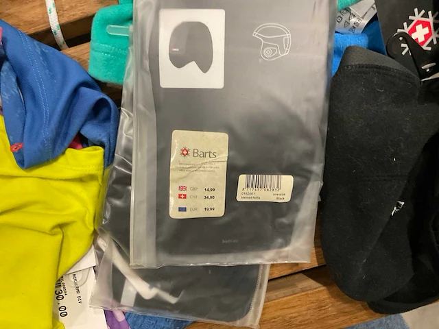 Partij diverse nekwarmers/balaclavas o.a dakine/burton/roxy (68x) - afbeelding 3 van  14
