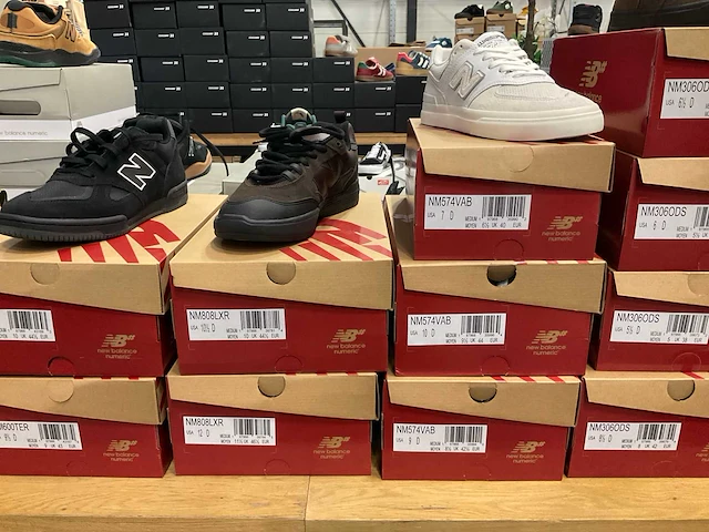 Partij diverse new balance sneakers (39x) - afbeelding 10 van  13