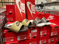 Partij diverse nike slippers (164x) - afbeelding 2 van  5