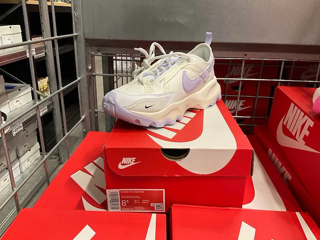 Partij diverse nike sneakers (38x) - afbeelding 4 van  5